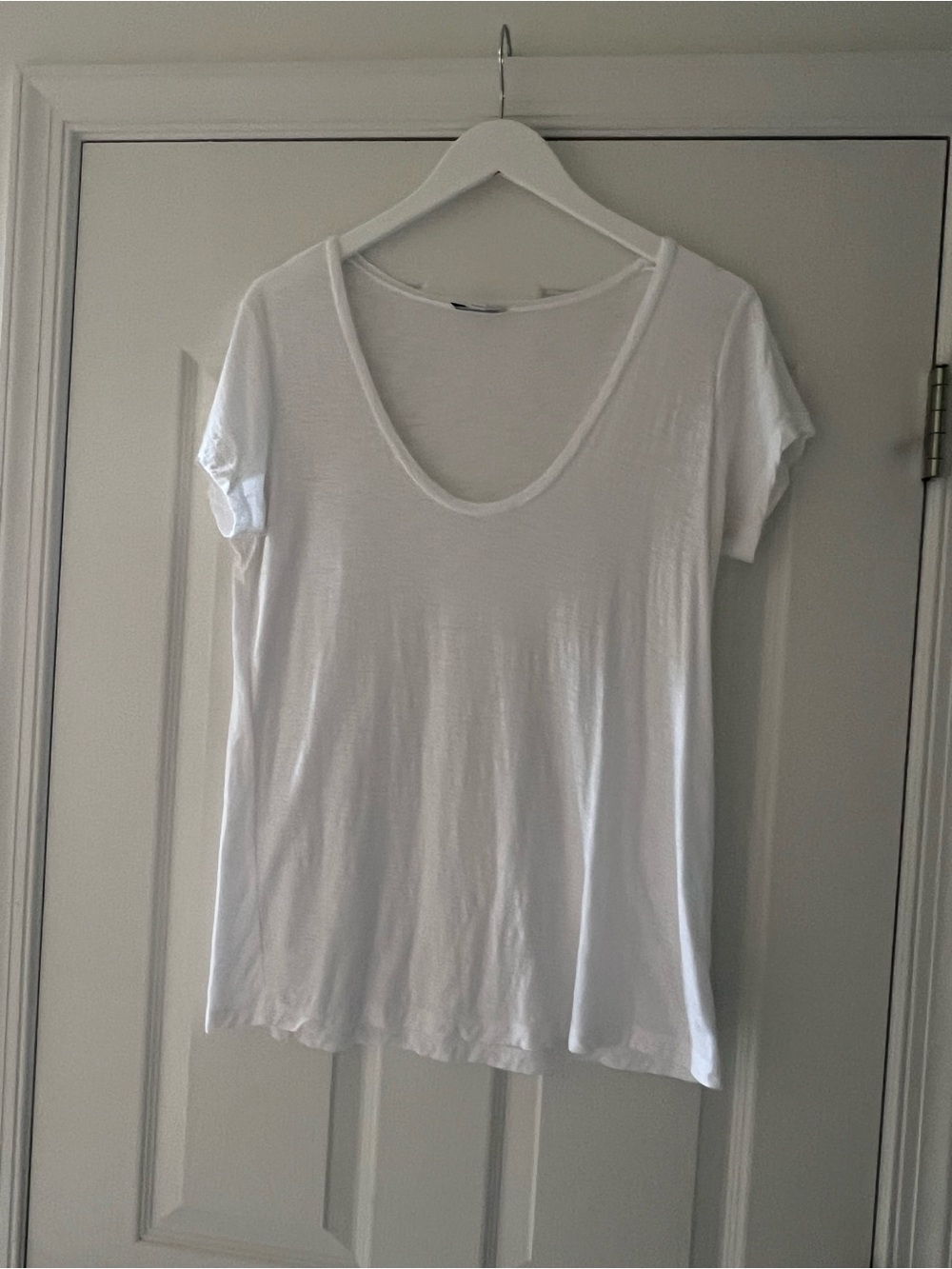 James Perse White Scoop Neck Short Sleeve Tee